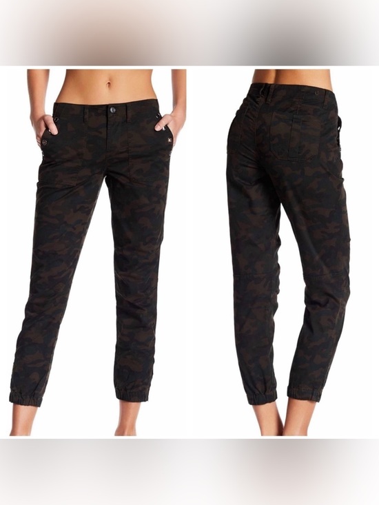 Kensie Pants - Kensie Camouflage Jogger Pants Size 4